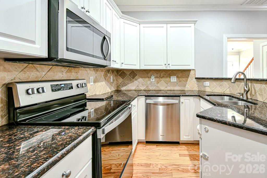 2080 Gable Way Lane Matthews, NC 28104 - Photo 10 of 23