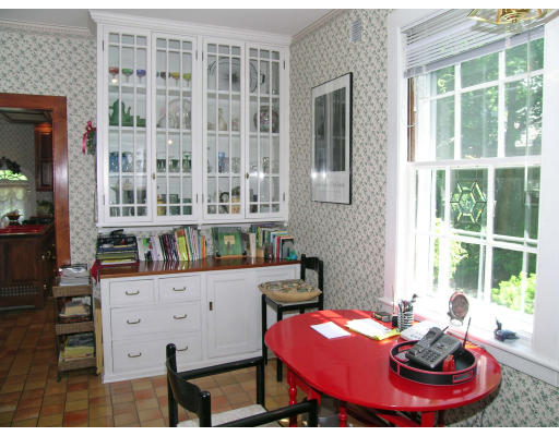 59 Wachusett Road Newton, MA 02467 - Photo 7 of 14 a room with furniture and window
