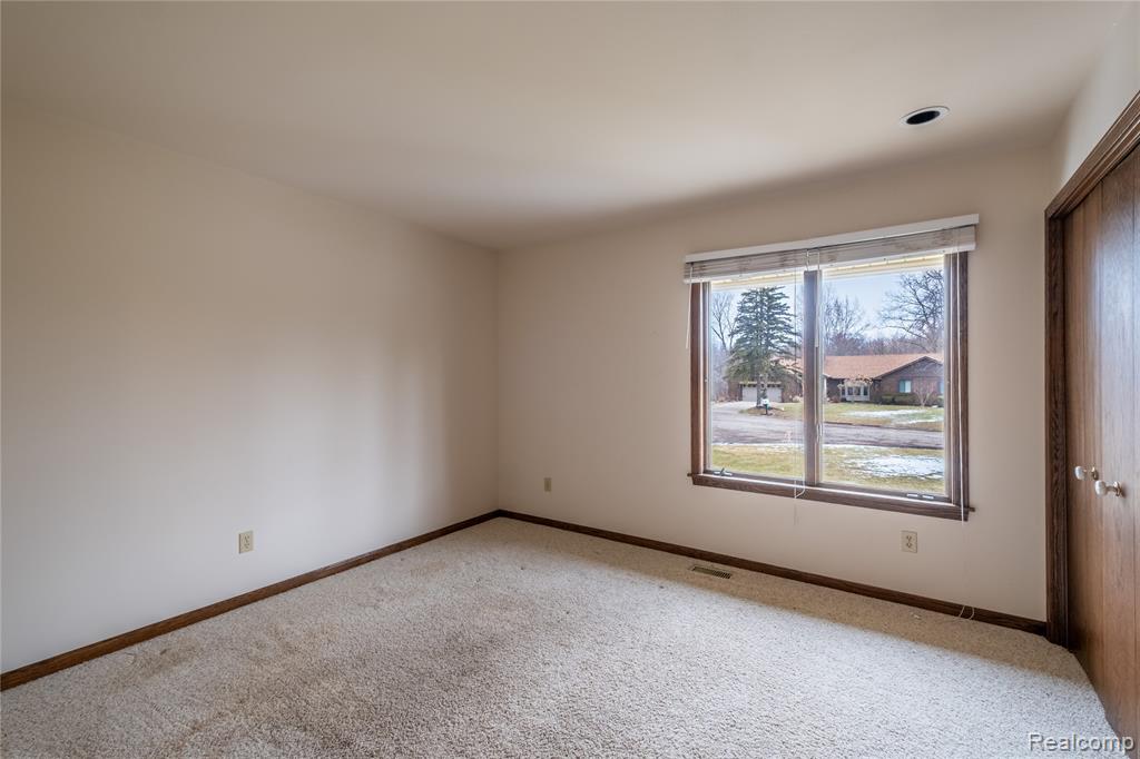 3155 Beech Tree Lane Flushing, MI 48433 - Photo 28 of 40