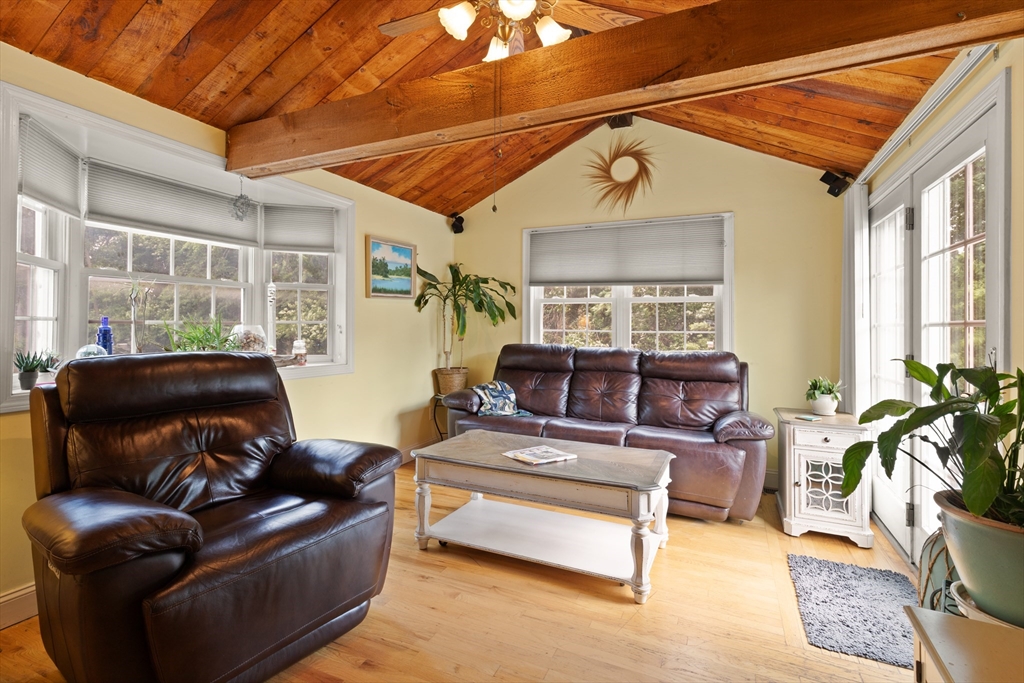 16 Jionzo Road Milford, MA 01757 - Photo 7 of 25