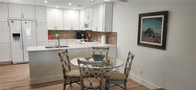 $5,000 | 1051 Foxfire Lane, Unit 302, Naples, FL 34104