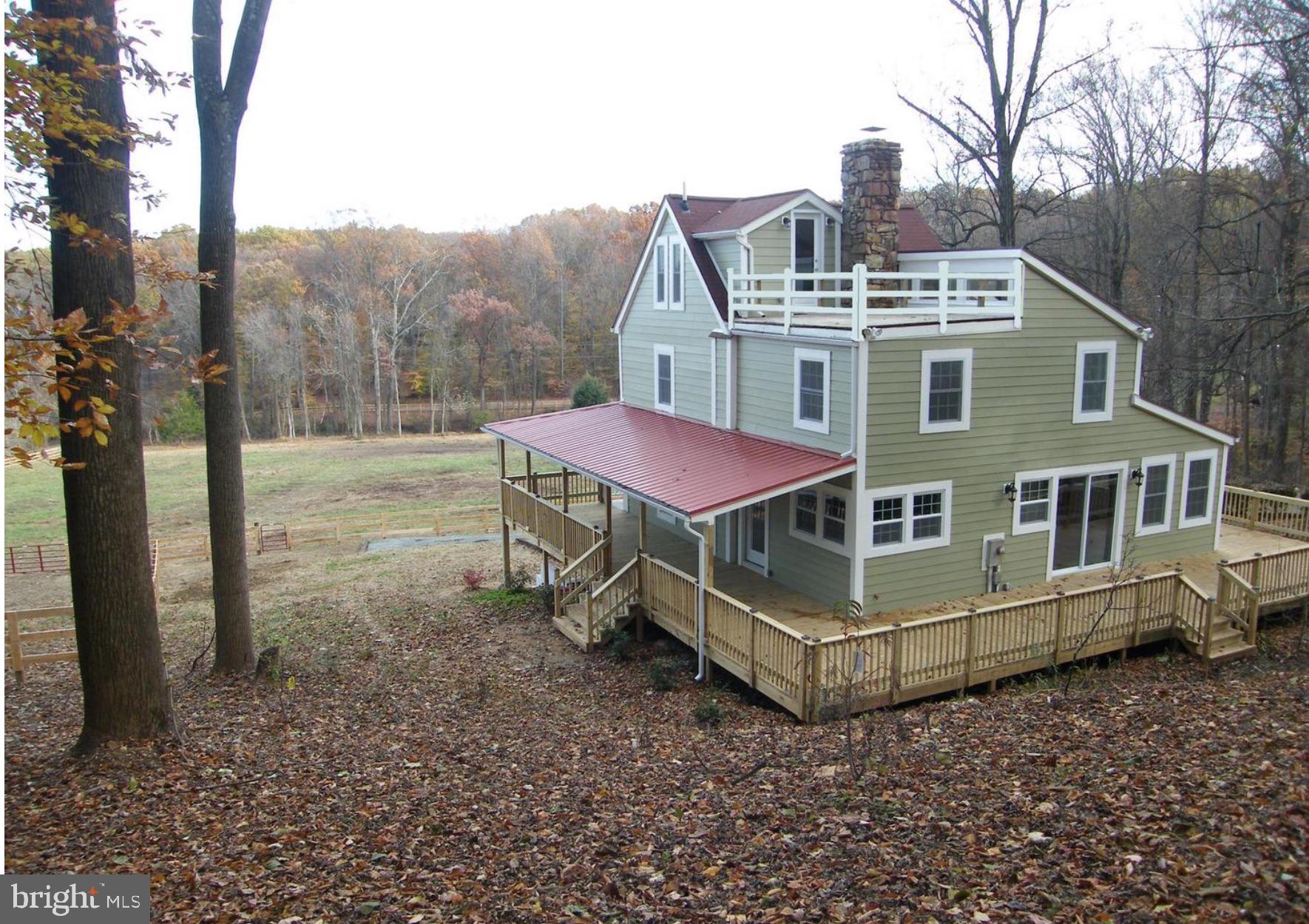 13293 Wilt Store Road Leesburg, VA 20176 - Photo 3 of 3 Rooftop Deck
