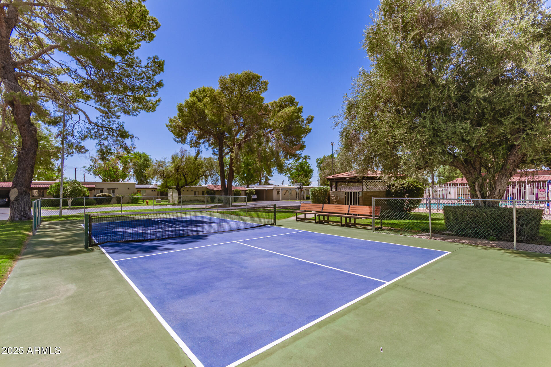 131 North Higley Road, Unit 1 Mesa, AZ 85205 - Photo 29 of 32 a view of a basketball court