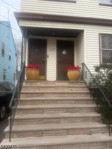 $1,200 | 189 Wainwright Street, Newark, NJ 07112