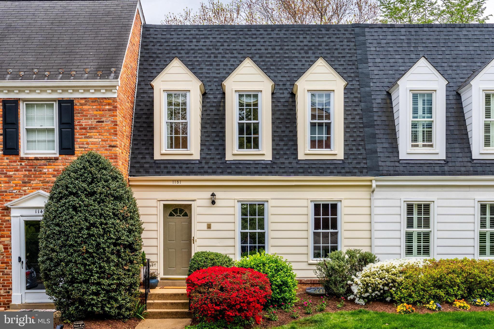 1151 Randolph Road McLean, VA 22101 - Photo 2 of 65 Impeccably maintained & recently updated!