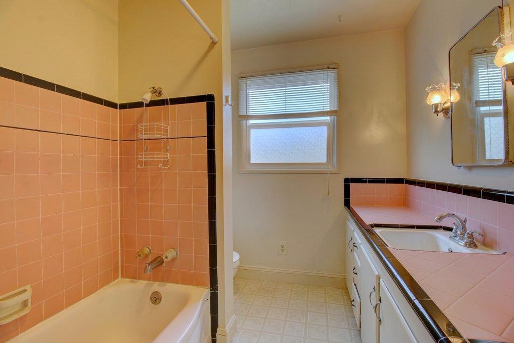 1350 Spring Street Medford, OR 97504 - Photo 17 of 28 Additional Photo