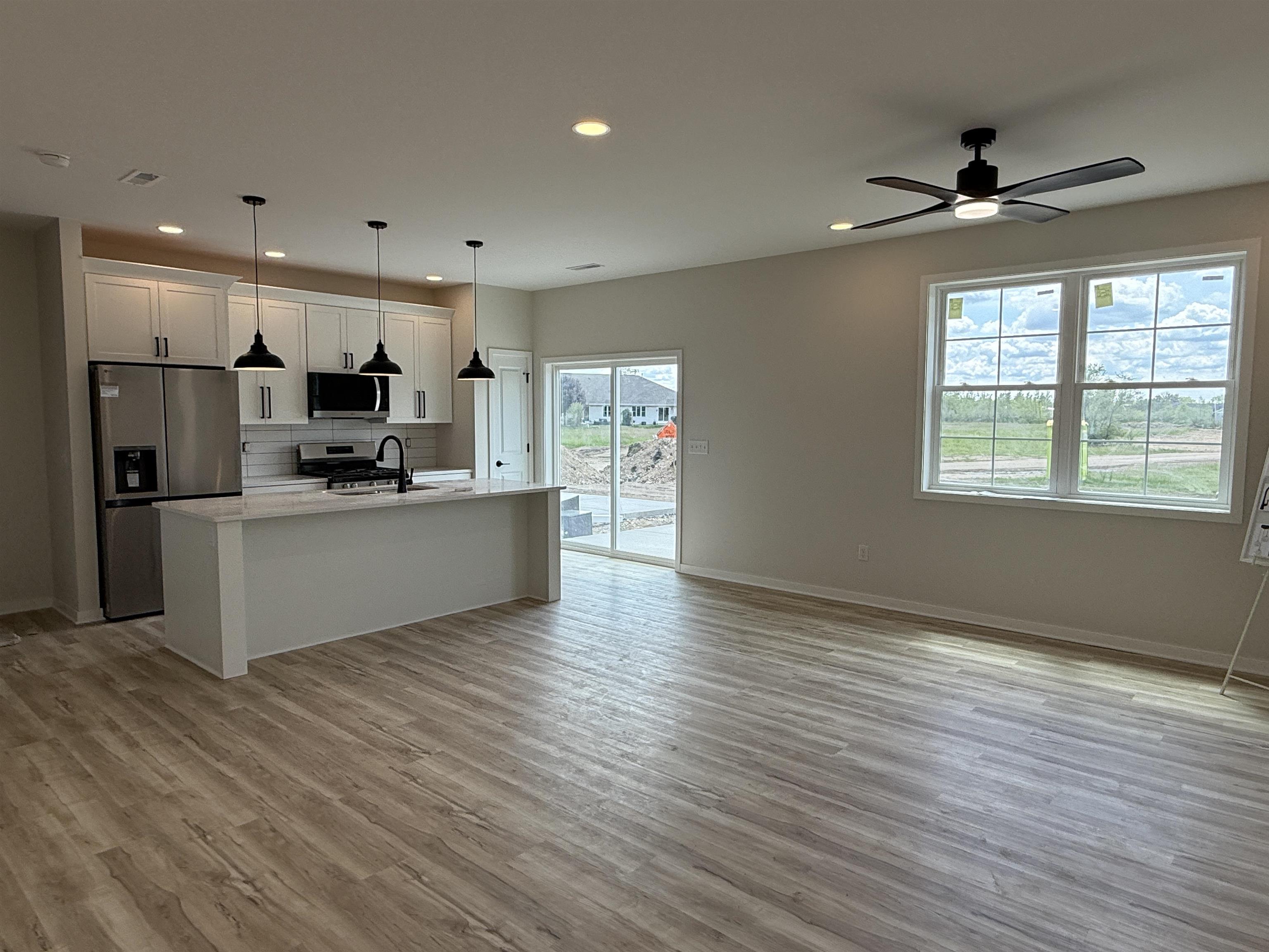 3164 South Bartells Drive, Unit 202 Beloit, WI 53511 - Photo 5 of 21