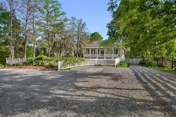 $2,400,000 | 730 Copal Street, Mandeville, LA 70448