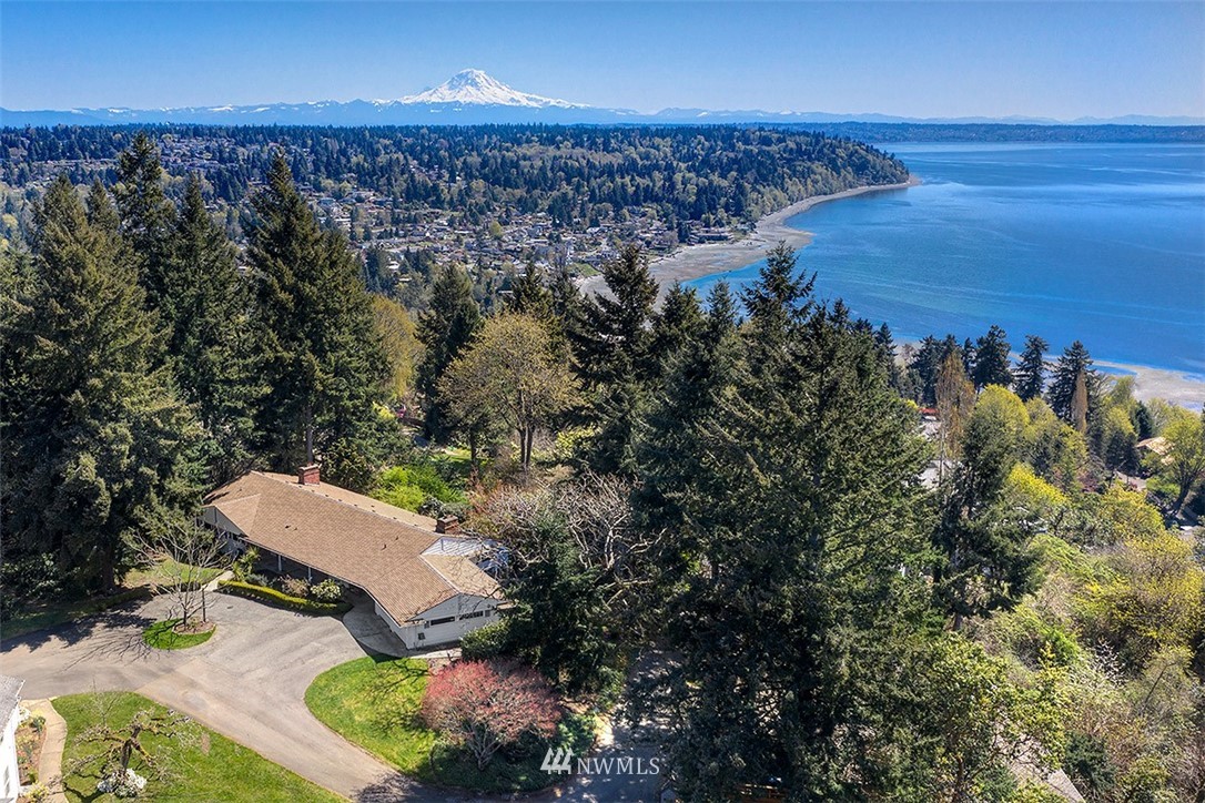1964 Southwest Hillcrest Road Burien, WA 98166 - Photo 28 of 35 Gallery Image 28