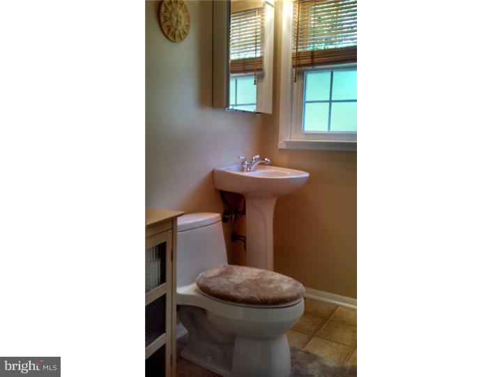 205 Larchwood Road Springfield, PA 19064 - Photo 17 of 20 Half Bath