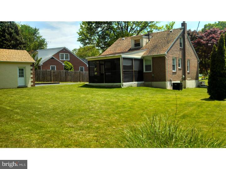 205 Larchwood Road Springfield, PA 19064 - Photo 4 of 20 Exterior Back