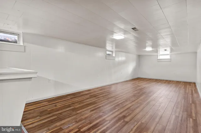 $324,900 | 1913 Maplewood Drive, Carlisle, PA 17013