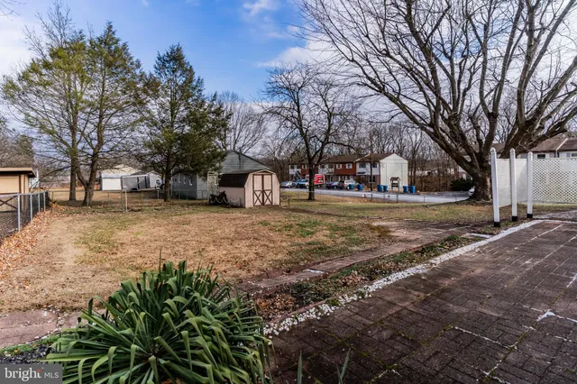 $324,900 | 1913 Maplewood Drive, Carlisle, PA 17013