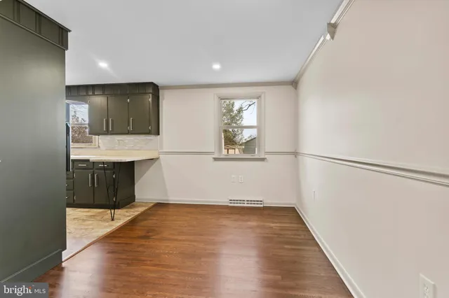 $324,900 | 1913 Maplewood Drive, Carlisle, PA 17013