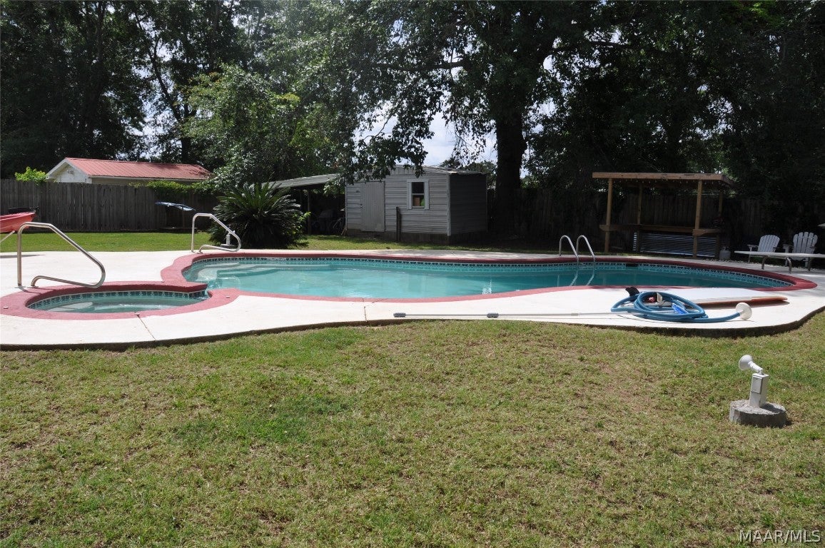 506 Holly Hill Road Enterprise, AL 36330 - Photo 20 of 21 Gallery Image 20