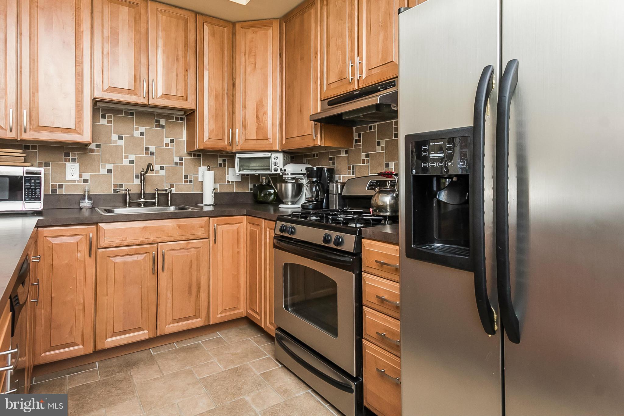 1608 Shadyside Road Baltimore, MD 21218 - Photo 10 of 26 Kitchen