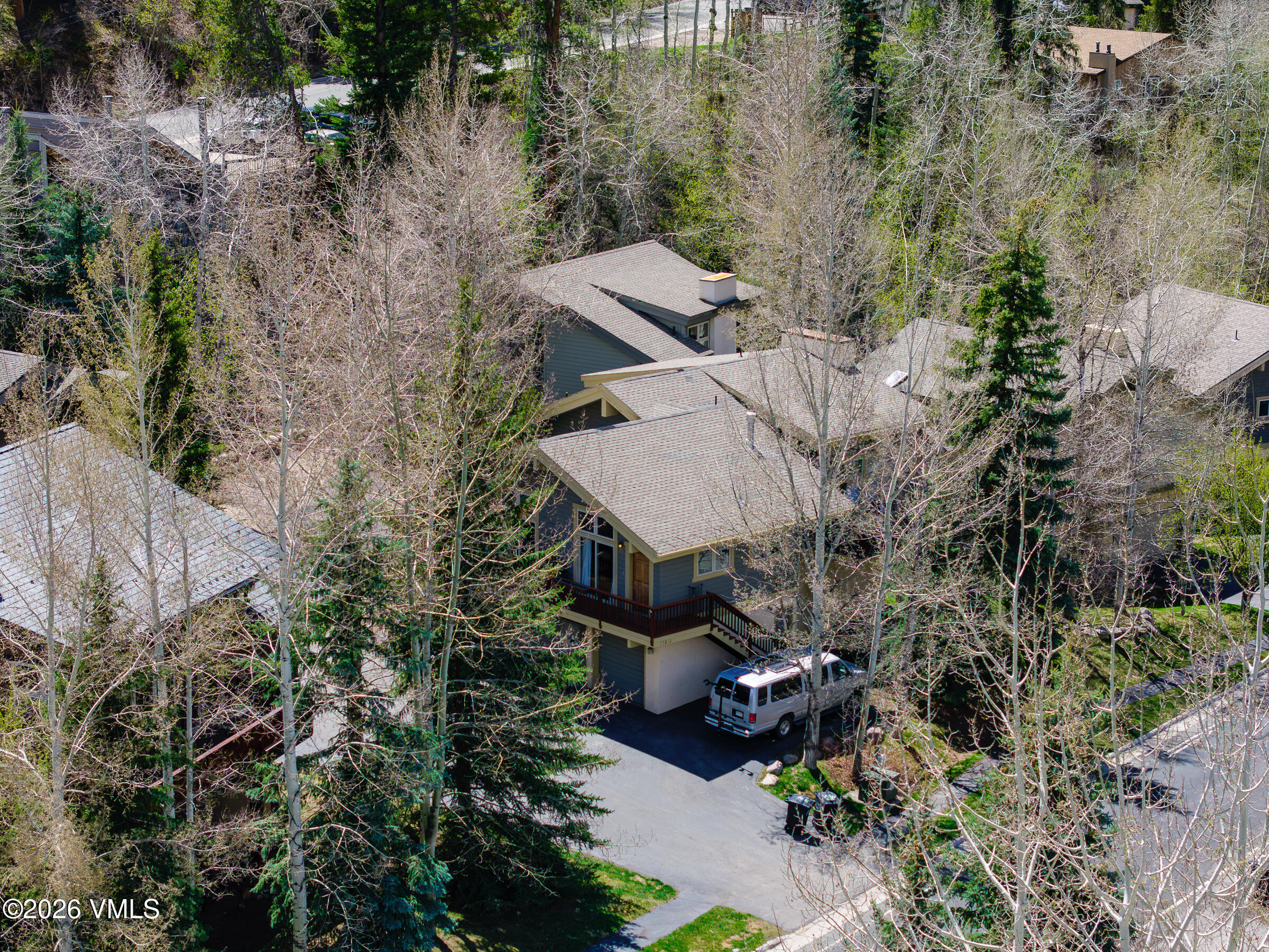 2782 Kinnickinnick Road, Unit 9B Vail, CO 81657 - Photo 26 of 30 2782B_Kinnikinnick_Road_060 copy