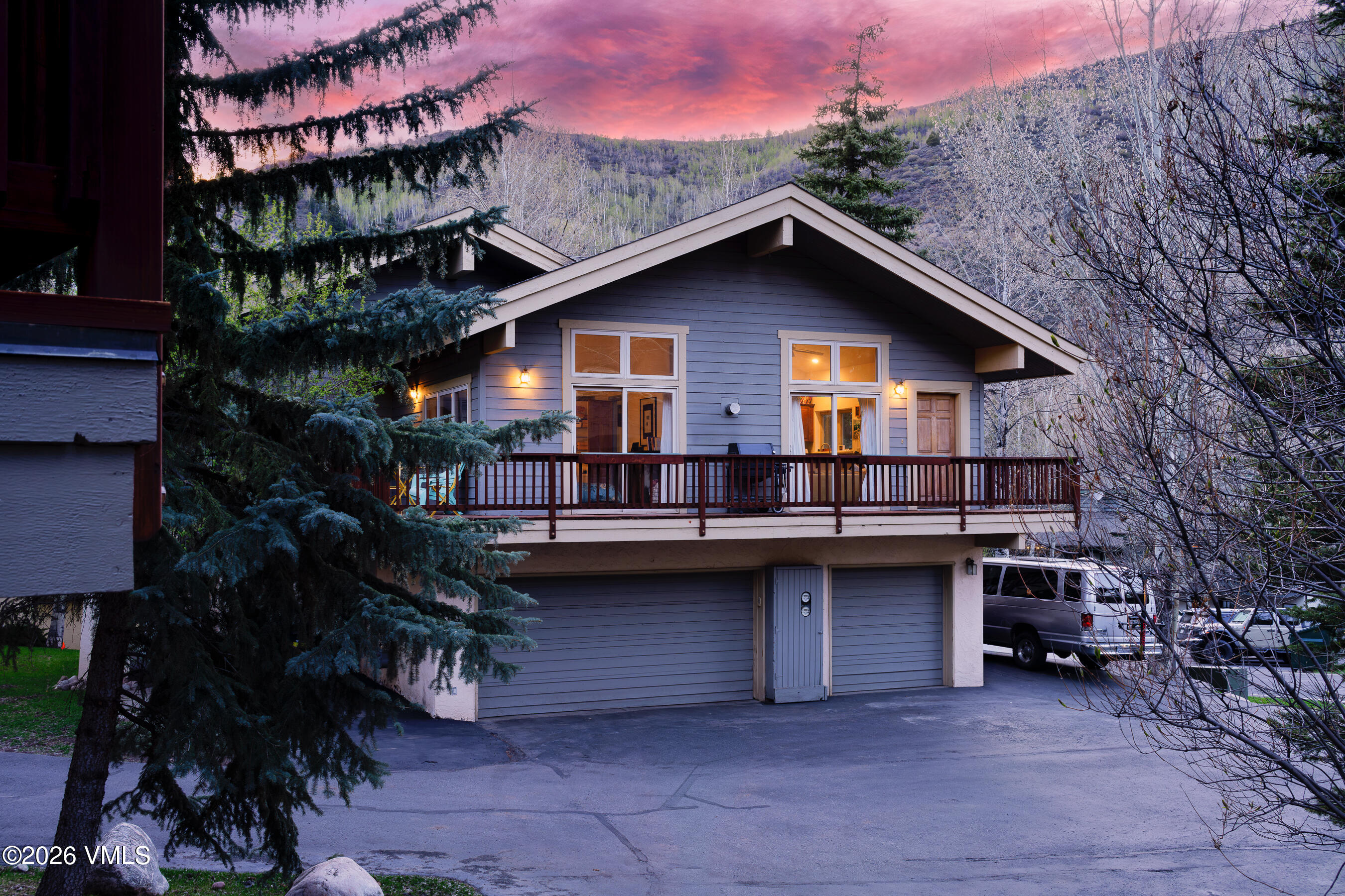 2782 Kinnickinnick Road, Unit 9B Vail, CO 81657 - Photo 28 of 30 2782B_Kinnikinnick_Road_071 copy