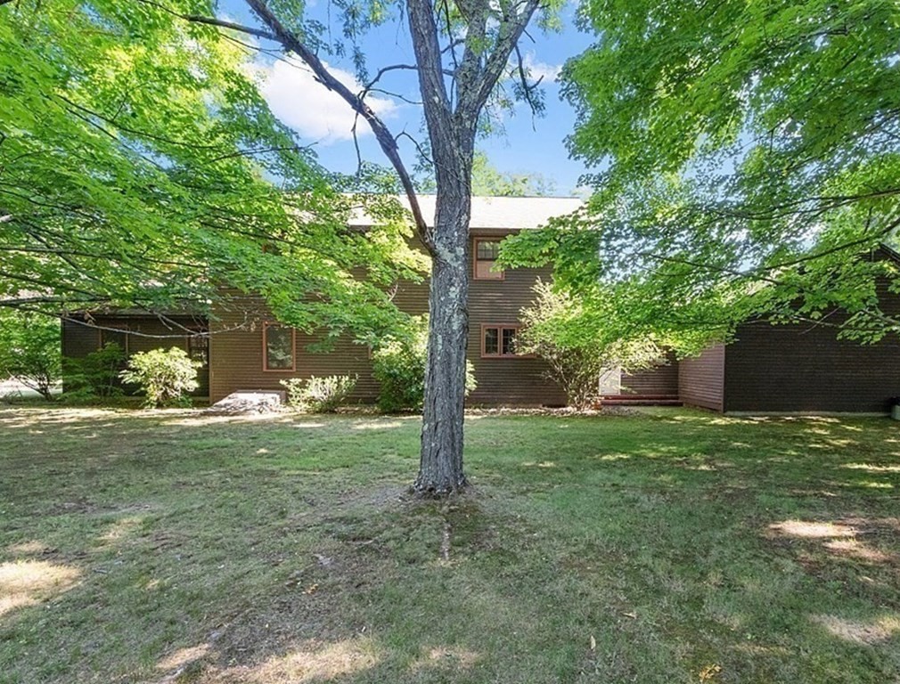 191 Gates Pond Road Berlin, MA 01503 - Photo 22 of 27
