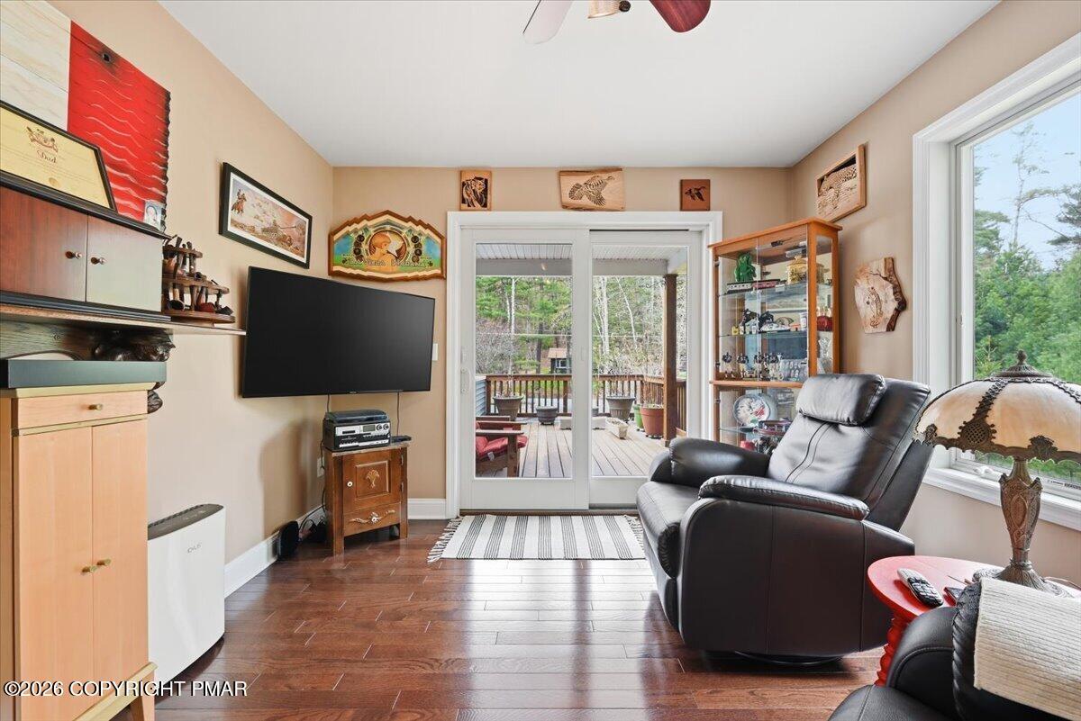111 Spinnler Point Road Tafton, PA 18464 - Photo 39 of 148 040-016_DSC_3631