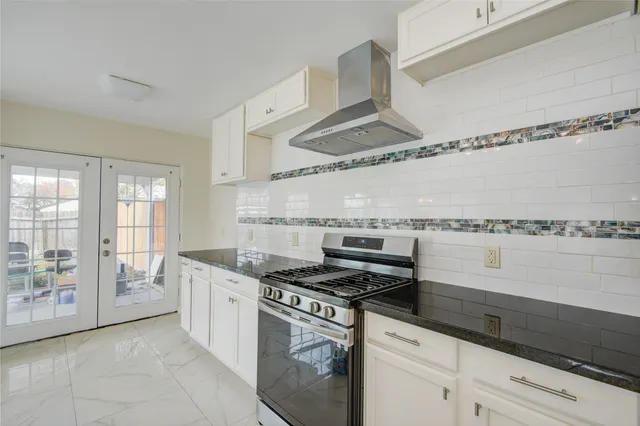 $2,400 | 4427 Waterfall Way, Sugar Land, TX 77479