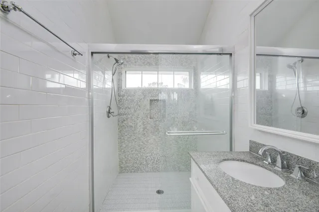 $2,400 | 4427 Waterfall Way, Sugar Land, TX 77479