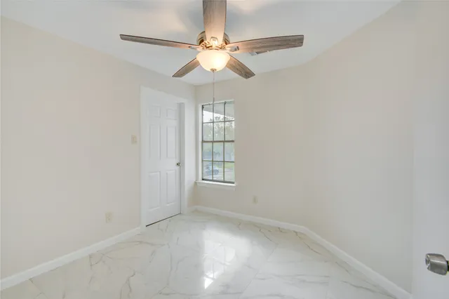 $2,400 | 4427 Waterfall Way, Sugar Land, TX 77479