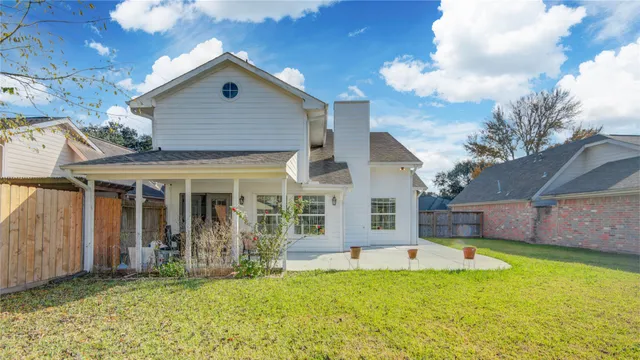 $2,400 | 4427 Waterfall Way, Sugar Land, TX 77479