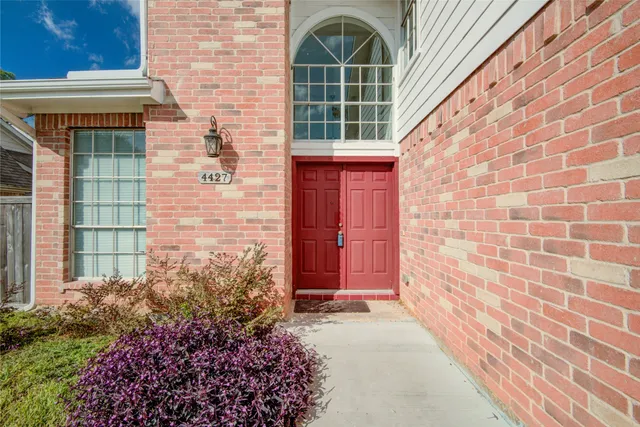 $2,400 | 4427 Waterfall Way, Sugar Land, TX 77479