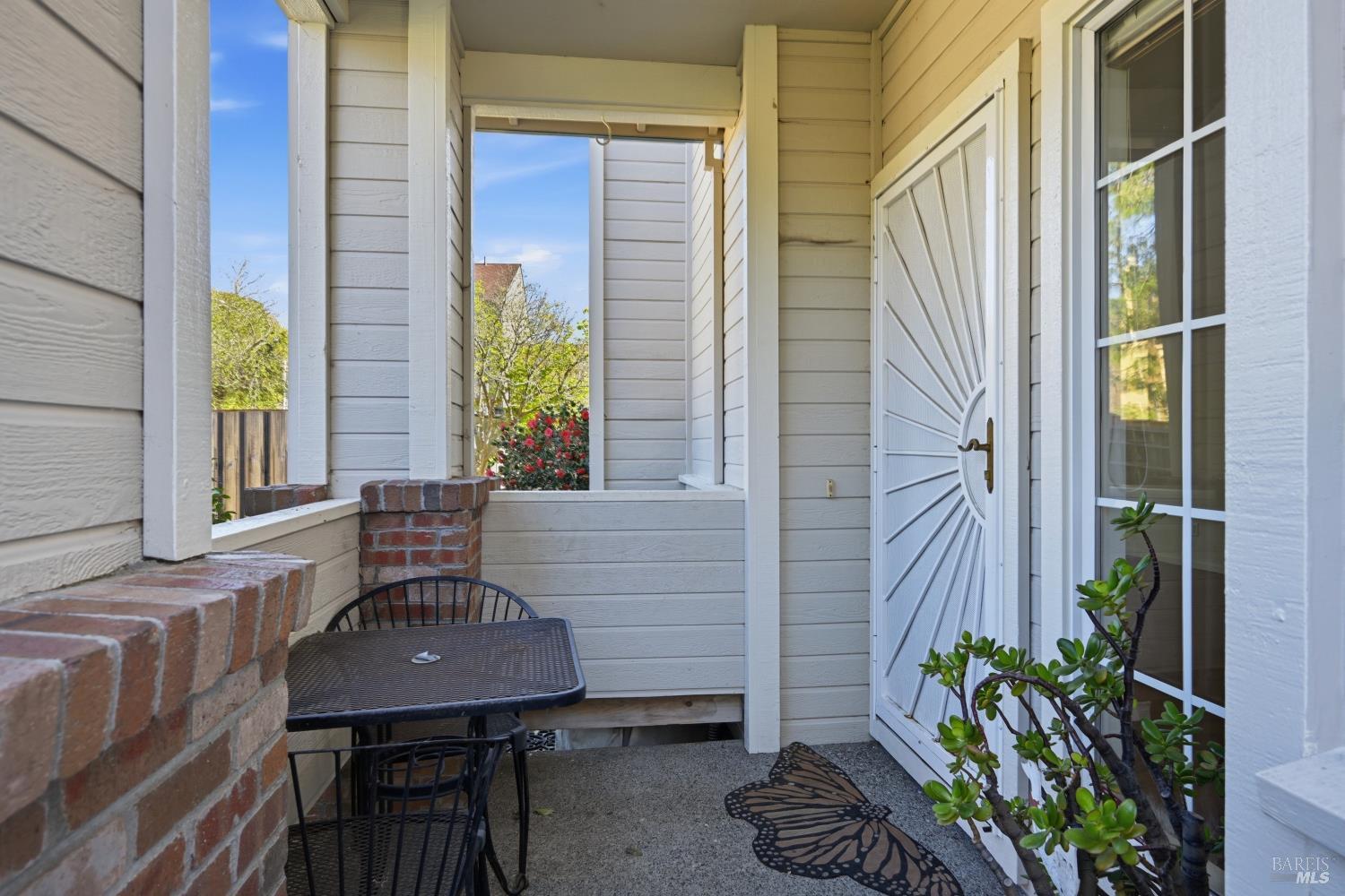 1005 Woodlake Drive Santa Rosa, CA 95405 - Photo 3 of 28 a view of a outdoor seating area