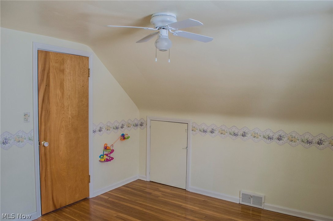 1319 Argonne Road Cleveland, OH 44121 - Photo 17 of 20 Gallery Image 17