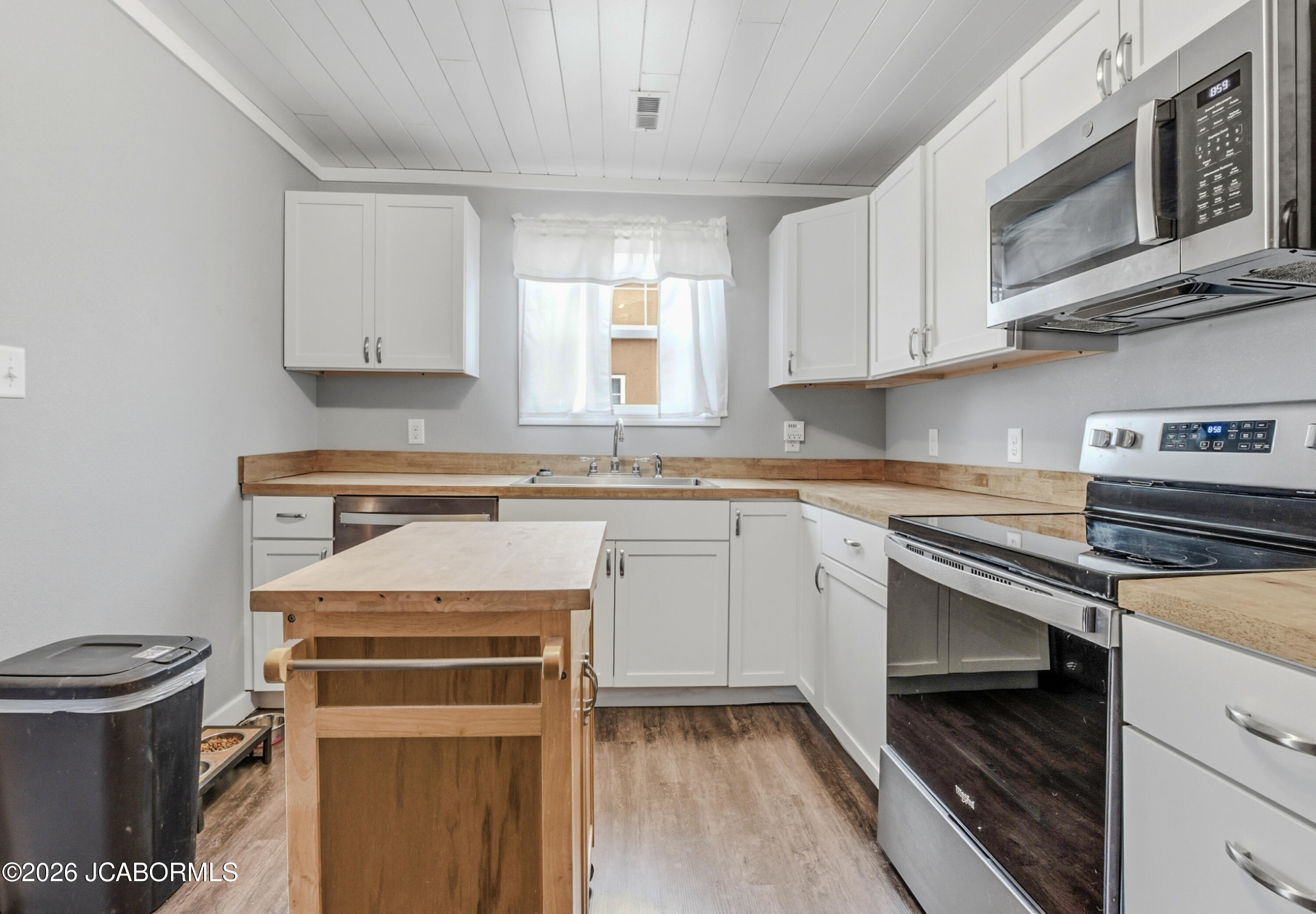 417 Garfield Avenue Moberly, MO 65270 - Photo 9 of 17 Kitchen