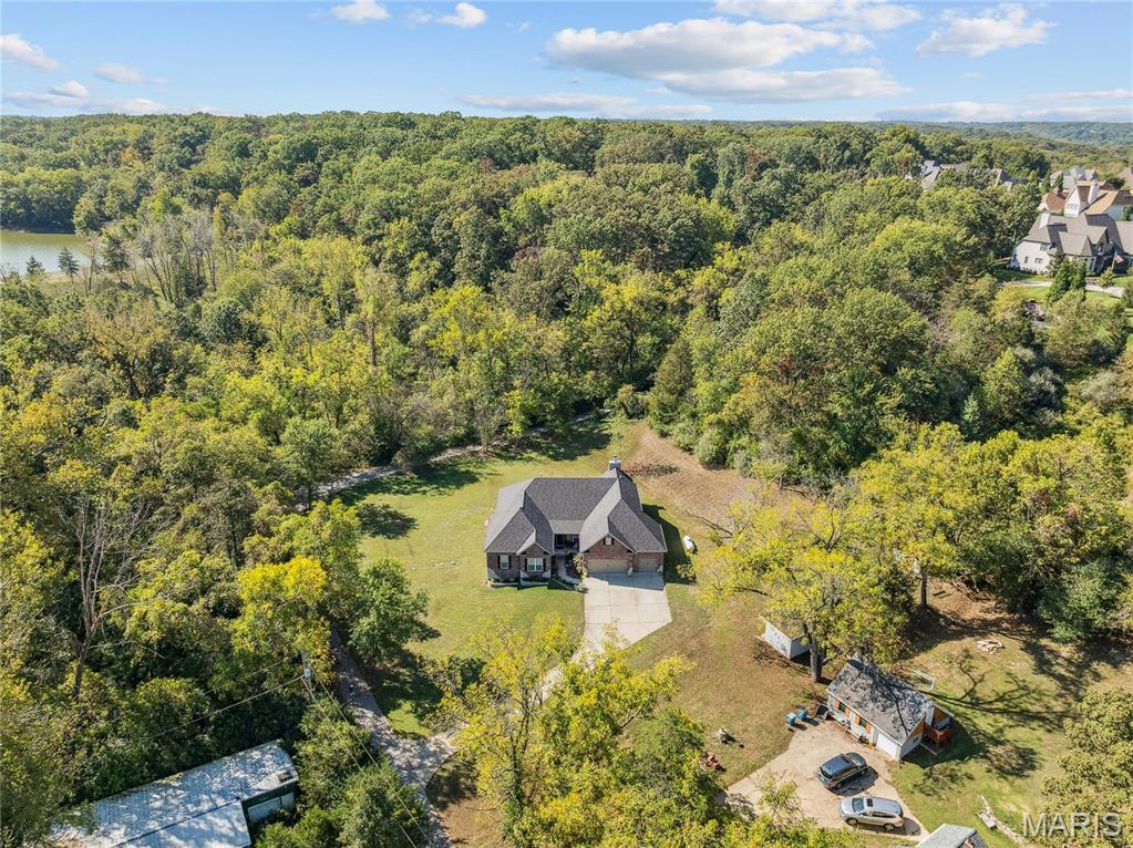 409 Griffith Lane Chesterfield, MO 63005 - Photo 28 of 41