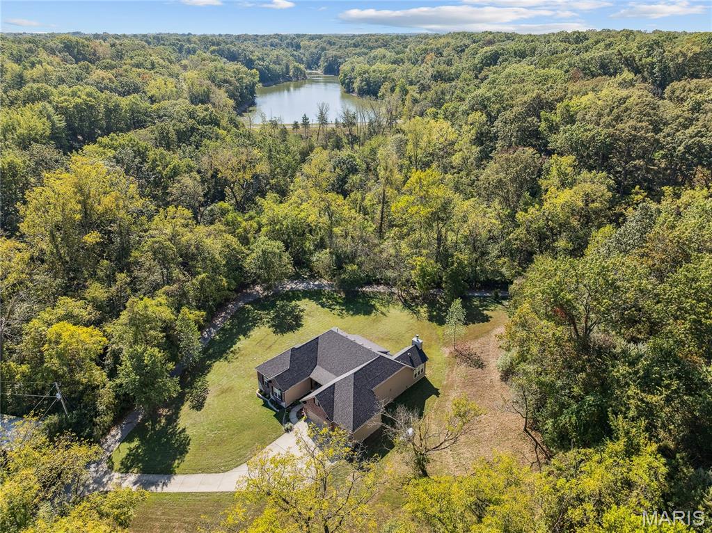 409 Griffith Lane Chesterfield, MO 63005 - Photo 29 of 41