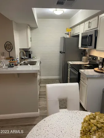 $1,595 | 4444 East Paradise Village Parkway North, Unit 160, Phoenix, AZ 85032