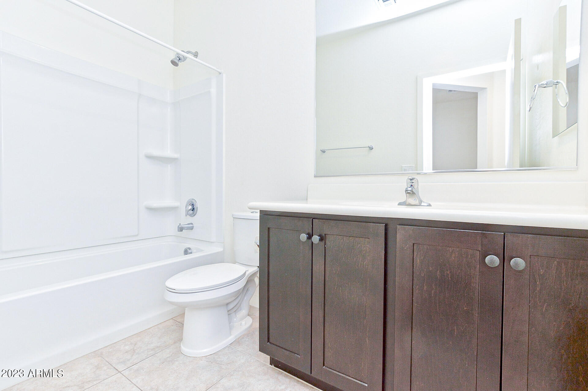 21427 West Granada Road Buckeye, AZ 85396 - Photo 10 of 16 Guest Bath!