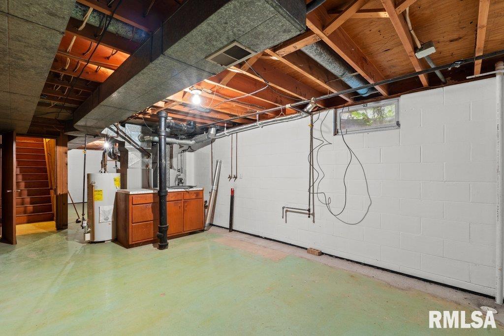 3305 39th Street Moline, IL 61265 - Photo 26 of 35 Gallery Image 26