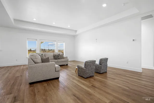 $465,000 | 197 South 236th Street East, Burley, ID 83318