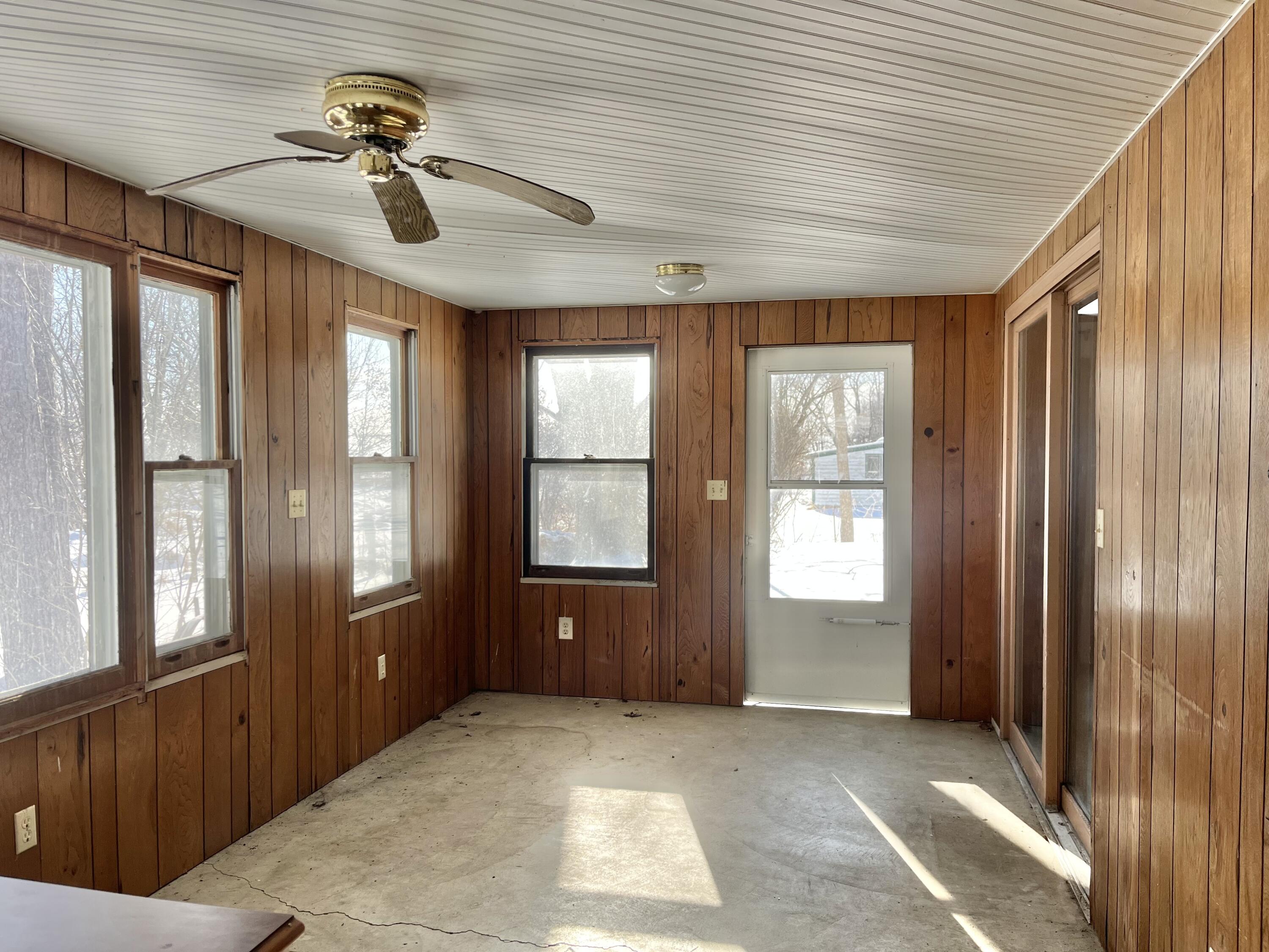 5949 Draper Road Jackson, MI 49201 - Photo 11 of 44 11