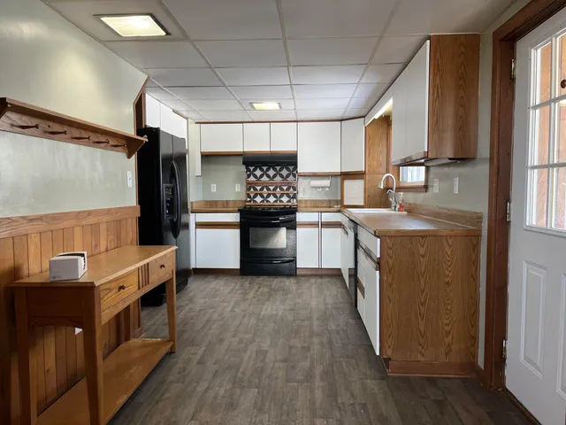 $209,900 | 5949 Draper Road, Jackson, MI 49201