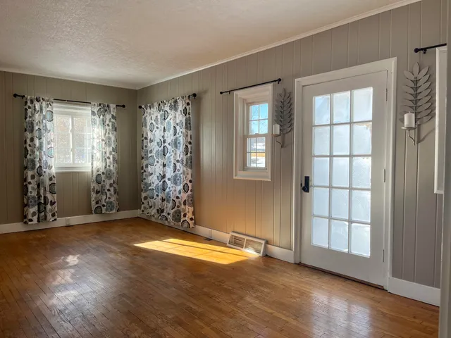 $209,900 | 5949 Draper Road, Jackson, MI 49201