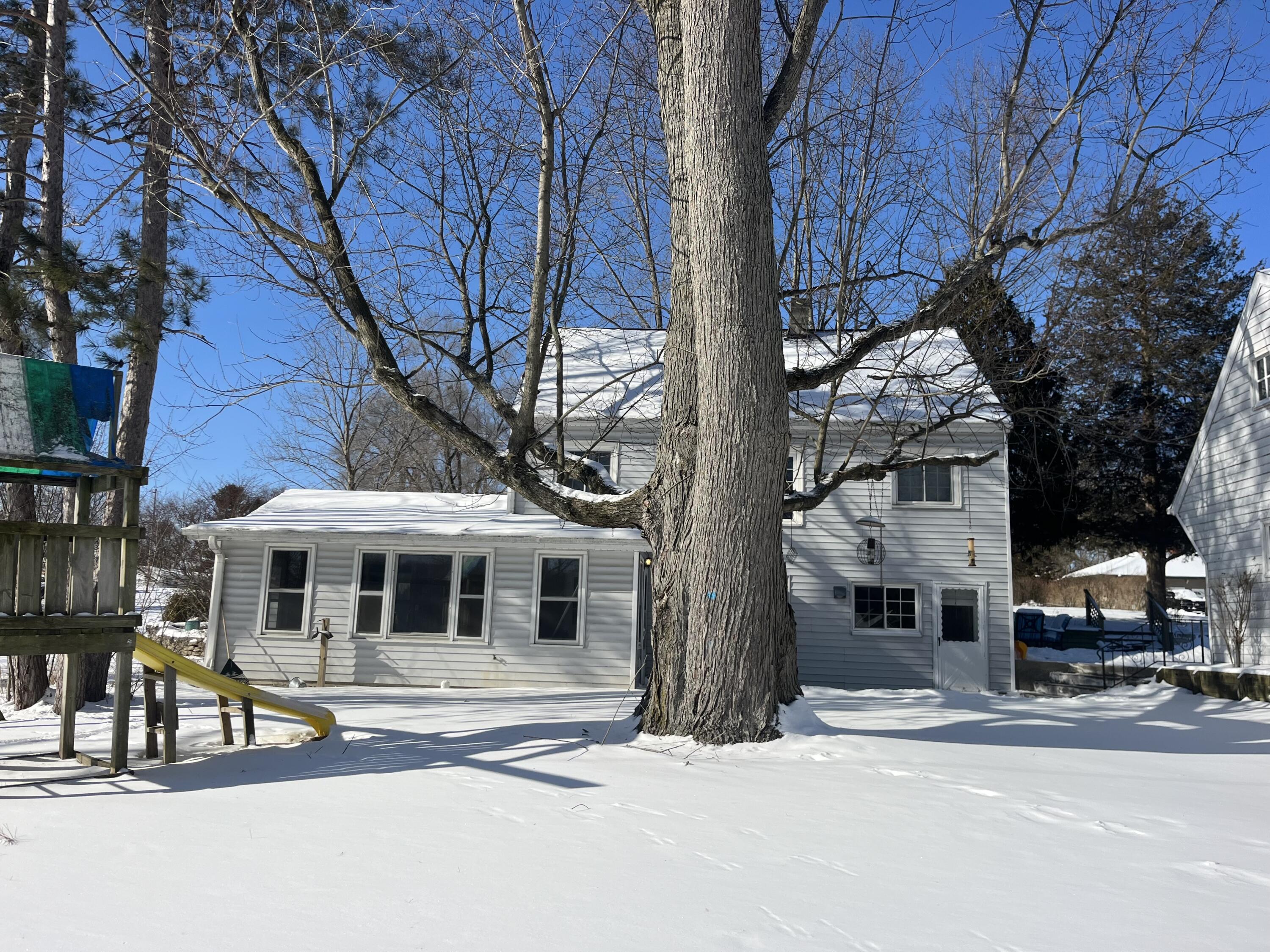 5949 Draper Road Jackson, MI 49201 - Photo 7 of 44 7