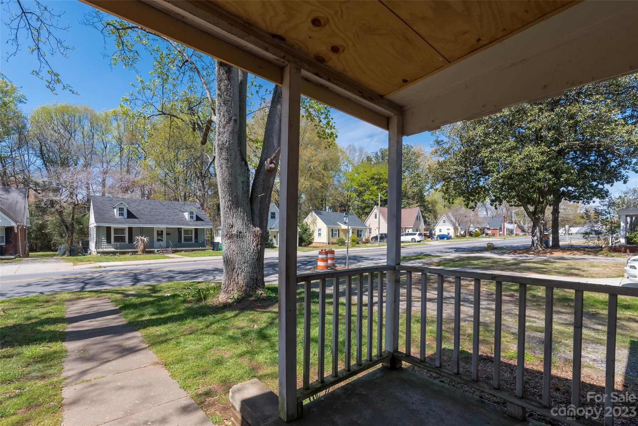 1249 Edgewood Road Charlotte, NC 28208 - Photo 3 of 26 Gallery Image 3