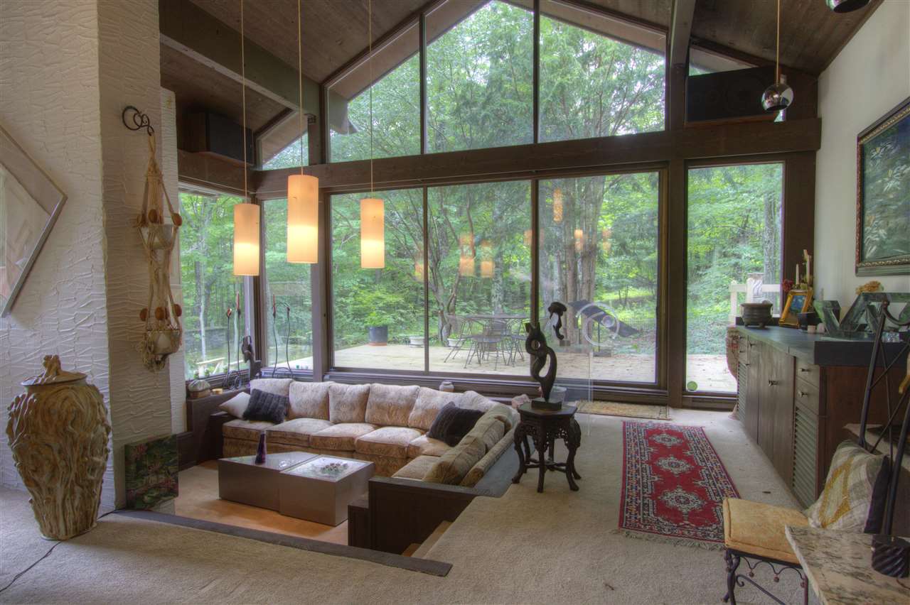633 McNamara Road Dorset, VT 05251 - Photo 4 of 16 Gallery Image 4