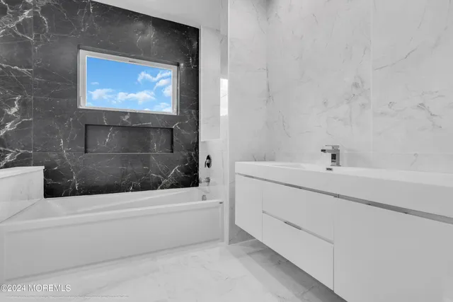 $1,800,000 | 1005 Harbor Drive, Toms River, NJ 08755