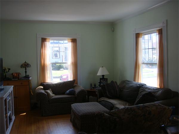 42 Thomas Road Swampscott, MA 01907 - Photo 7 of 21 Gallery Image 7