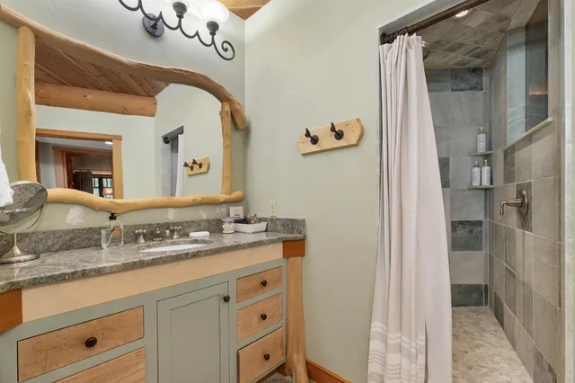 $10,000 | 191 North Shore Road, New Durham, NH 03855