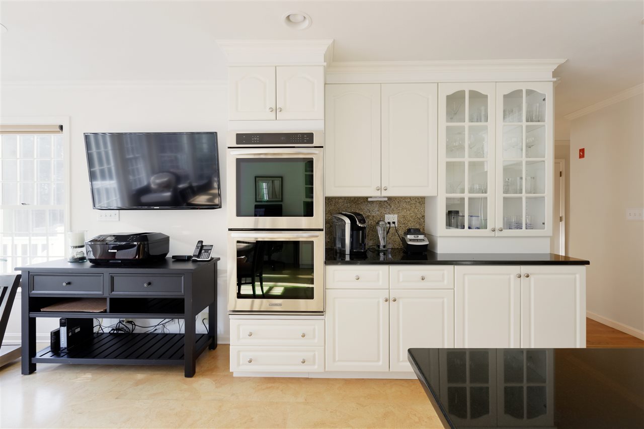 6 Rockrimmon Road North Hampton, NH 03862 - Photo 10 of 40