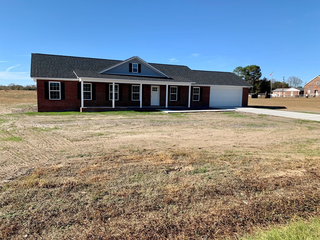 1055 Lake Ashwood Road Sumter, SC 29153 - Photo 2 of 26 Gallery Image 2
