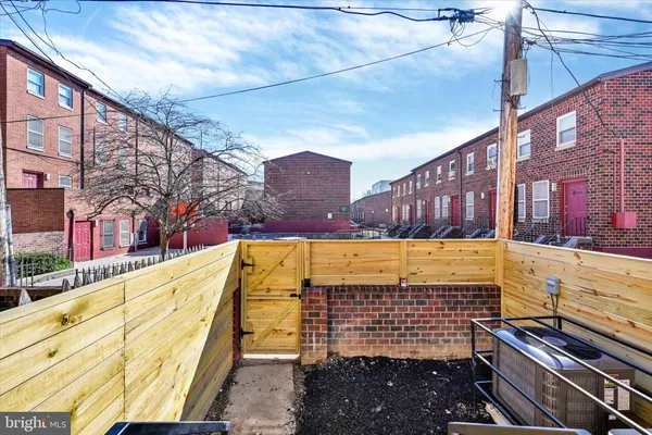 a view of an outdoor space